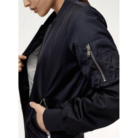 The Group by Babaton Gilman Bomber - Picture 3 of 7